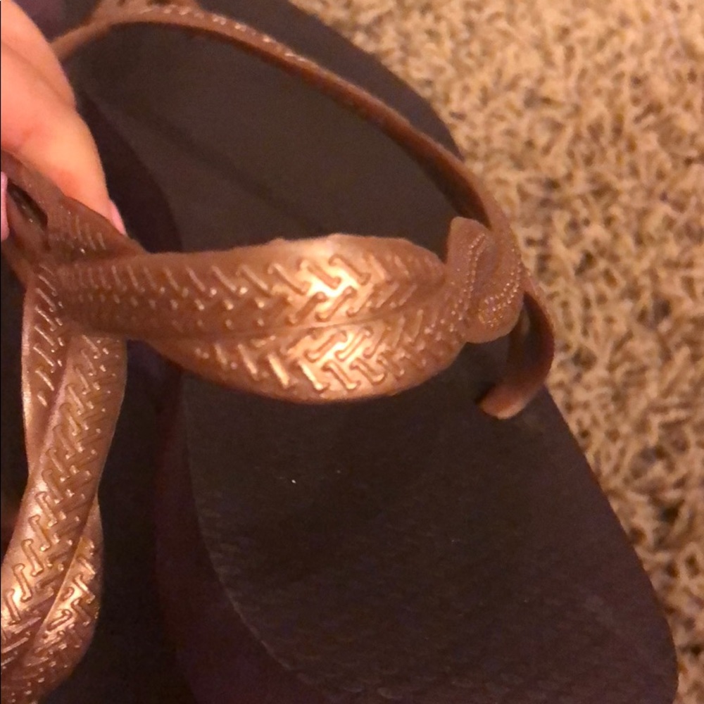 Sandals - Picture 2 of 4